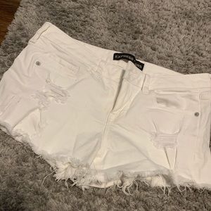 White express shorts